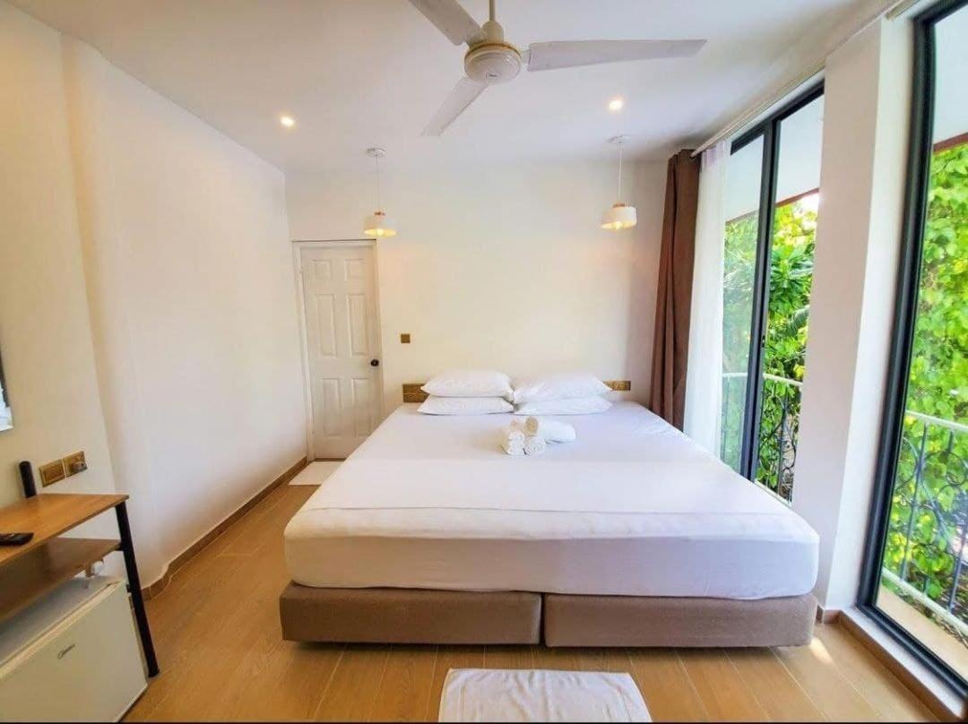 Hotel Kingsway Thoddoo Maldives Exteriér fotografie